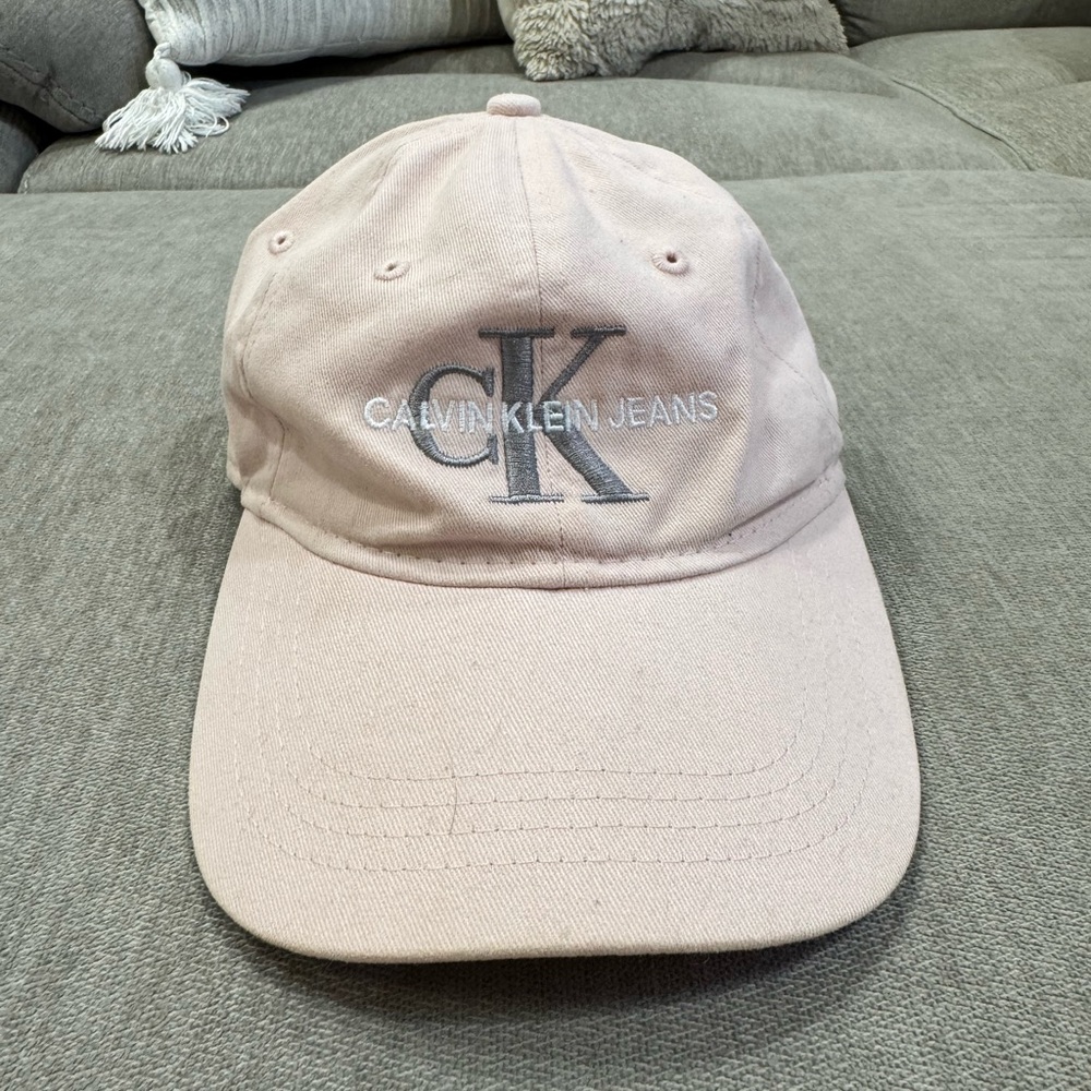 NWOT Light Pink Calvin Klein Jeans Baseball Cap Hat - Picture 3 of 7